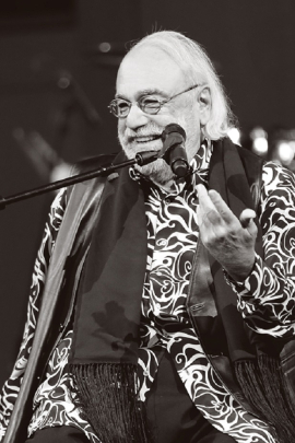 Демис Руссос в ММДМ: фотоотчет  